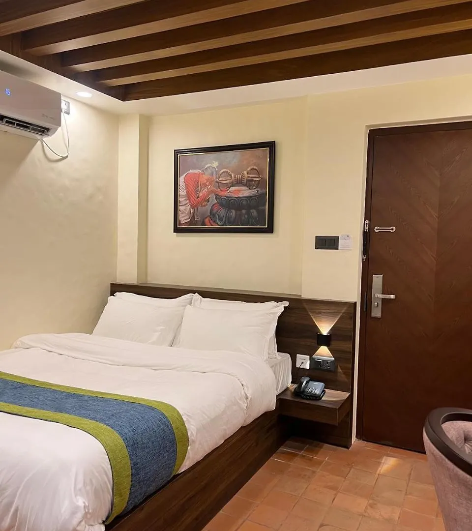 לינה וארוחת בוקר קטמנדו Harsha Boutique Hotel נפאל