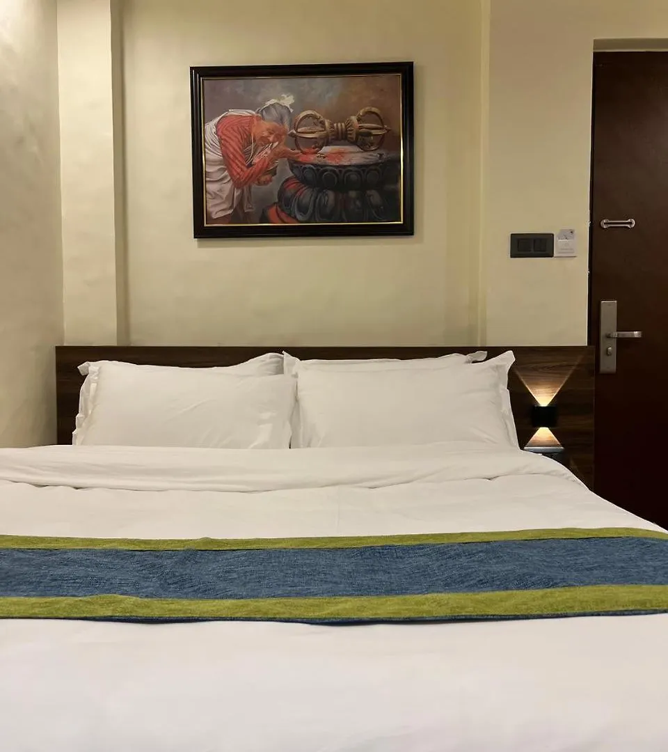 לינה וארוחת בוקר קטמנדו Harsha Boutique Hotel